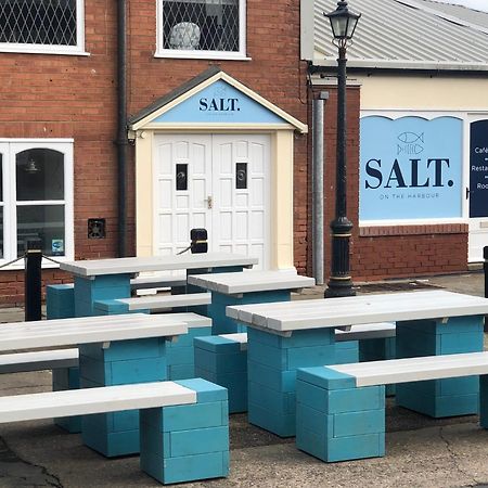 Salt On The Harbour Bed & Breakfast Bridlington Exterior photo